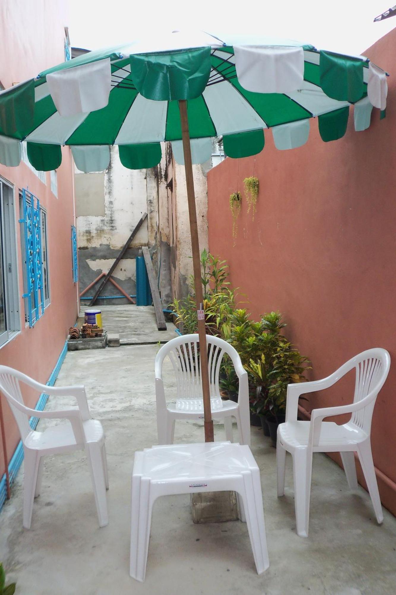 D'S Corner & Guesthouse Phuket Exterior foto