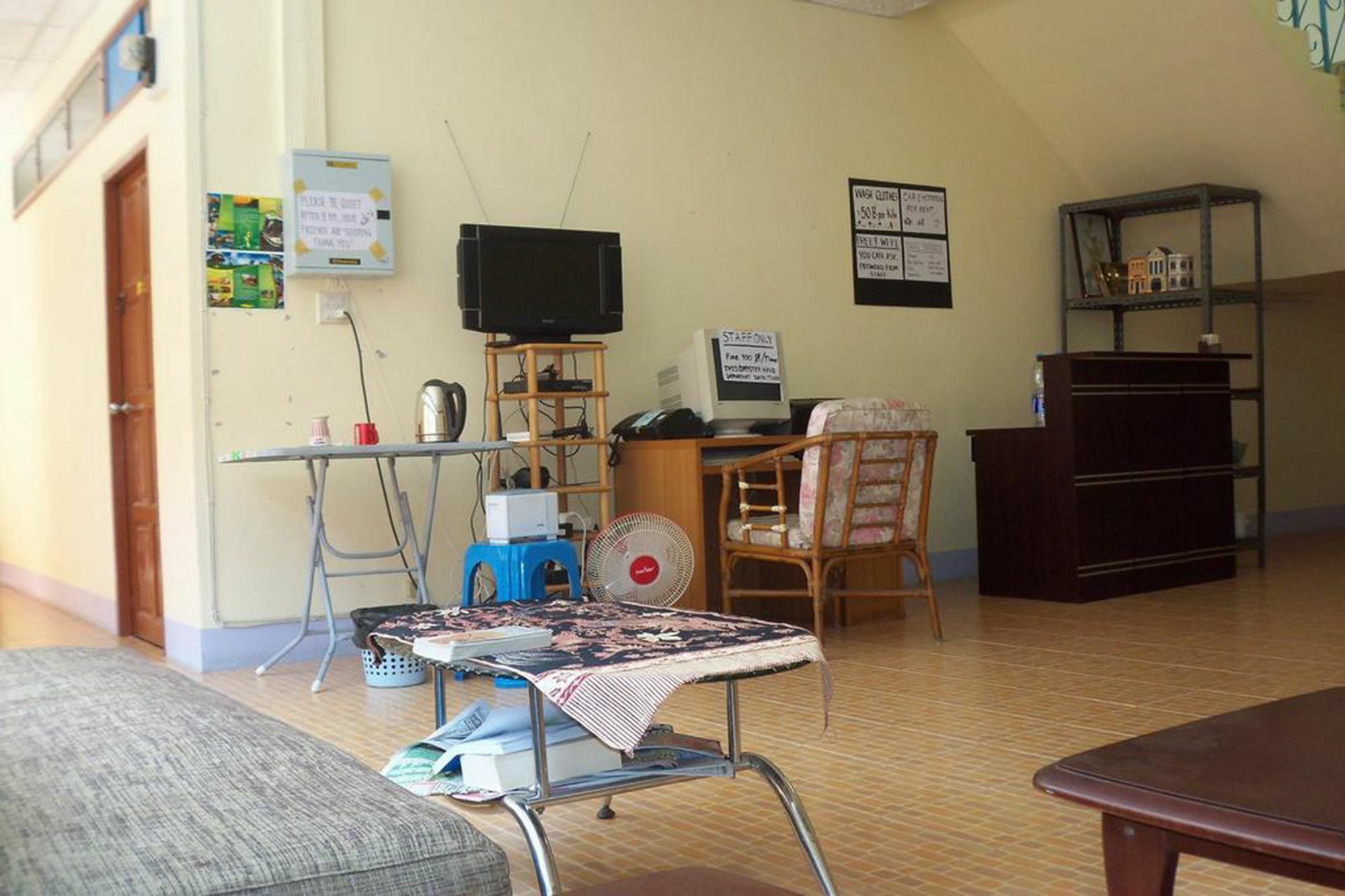 D'S Corner & Guesthouse Phuket Exterior foto